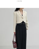 Tulip one-button loose fit crop jacket