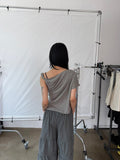 UNBAL SHOULDER TOP