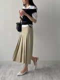 Grip Ribbed Off-Shoulder T-Shirt