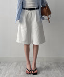One Pin Tuck Cotton Bermuda Pants