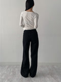 Dipping U-neck Long Sleeve T-shirt