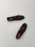 Pomp String Flat Shoes