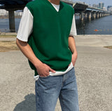 River V-neck Knit Vest