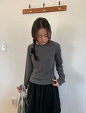 Shukan Ribbed Round Long Sleeve Tee