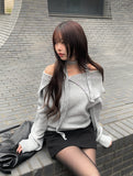 Dahi Off-Shoulder Button Knit Muffler Set