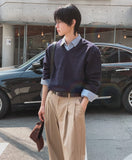 Ruin Shoulder Line V-Neck Knit