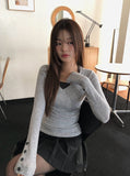 Barget Slim V-neck Button T-shirt