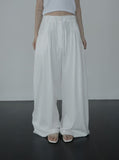 Curble Round Pocket Pintuck Pants