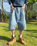 One-tuck Bermuda denim pants