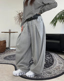 Rickle Yoke Pintuck Sweatpants