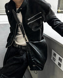 Black semi-wide denim