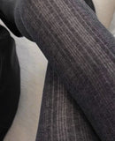 Vertical knit tights