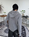 Hanen Fingerhole Hooded Knit