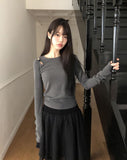Juen Shoulder Slit Button Long Sleeve T-shirt