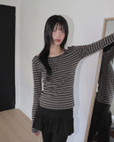 Edet Stripe Slim Off-Shoulder Long-Sleeved T-Shirt
