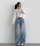 4 Season Basic Wide-Fit Washed Denim Pants