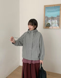 Nirubi Hood String Wind Jumper