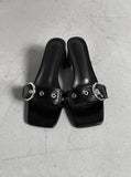 1107 Eyelet Belt Square Sandals (5cm)