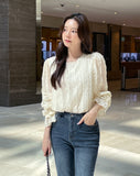 Lamang Frill Lace Puff Blouse