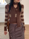 [Muffler set] Freena V-neck Angora Color Matching Stripe Crop Long Sleeve Knit