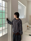[unisex] Horiring Punching Stripe Over Cardigan