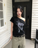 Nity Horse Printed One-Shoulder Short Sleeve