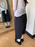 Yubiti Strap Bermuda Capri Pants