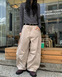 Foil-cut pintuck cotton balloon pants