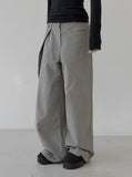 Unbalanced pintuck cotton pants