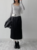 Dipping U-neck Long Sleeve T-shirt
