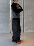 Moikin diagonal cargo raw denim jeans