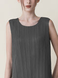 [Premium] Issey Pleats Sleeveless & Cardigan Set-up