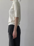 Mock neck three-quarter knit T-shirt