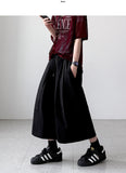 Noise Two-Tuck Bermuda Pants