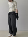 Mock neck three-quarter knit T-shirt