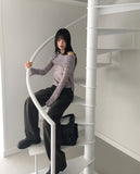 Kinbi Button Bokashi Crunchy Off-Shoulder Knit