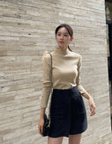 Modenin Gold Button Half-Neck Knit