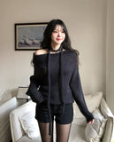 Vine Strap Off-Shoulder Two-Way Knit Scarf Set