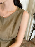Okan Round Neck Pintuck Sleeveless Blouse (Belt Set)