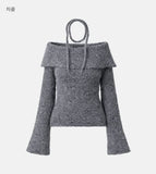 Soft scarf off-shoulder