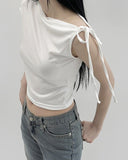 Rolls one-shoulder short-sleeved T-shirt