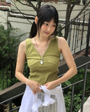 Piyo V-neck Rib Lace Sleeveless Shirt