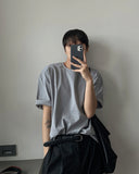Incision fine round short sleeve tee