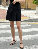 Dial Pin Tuck Shorts