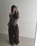 Chetil diagonal ribbed year-end look off-shoulder knit