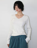 LACE TRIM V-NECK LONGSLEEVE