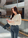 Lamang Frill Lace Puff Blouse