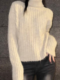 Cozy high-neck over knit