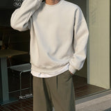 Sealing double-layered overfit sweatshirt