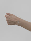 Silver) Clap Pearl Bracelet